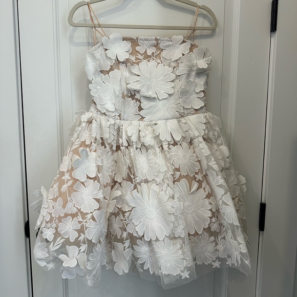 NWT Akira Angel Energy Strapless Floral Fit And Flare Mini Dress Size M - Picture 2 of 9